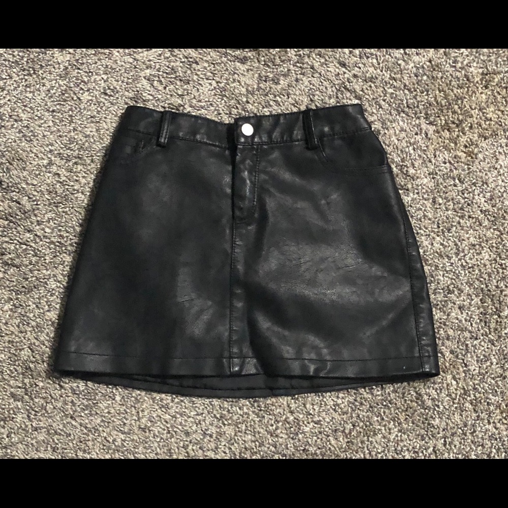 Girls pleather skirt